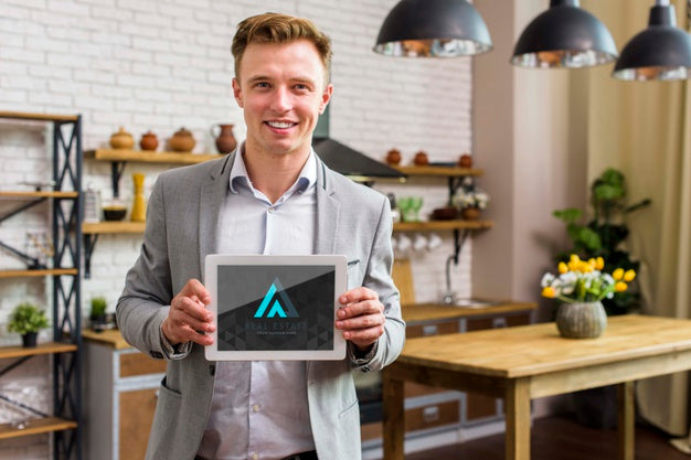 Real Estate Concept Mock-Up Psd