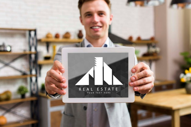 Real Estate Concept Mock-Up Psd