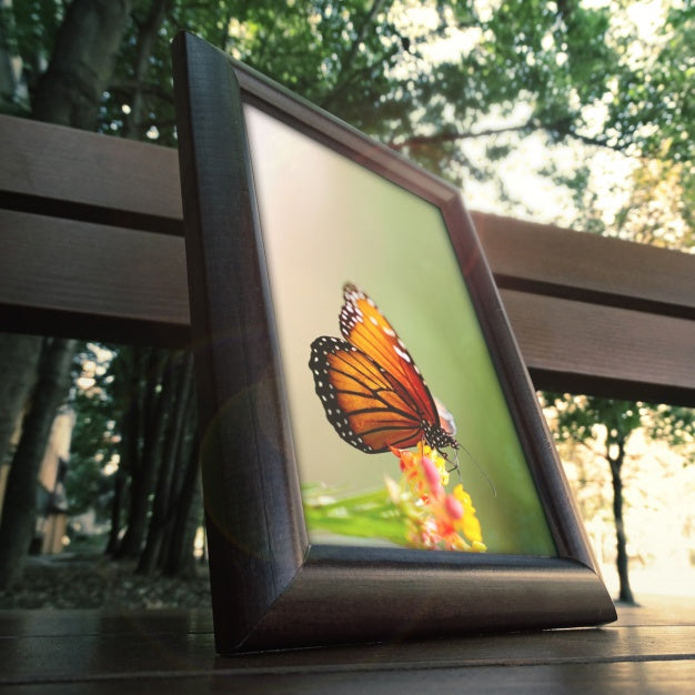 Realistic Painting Presentation Psd