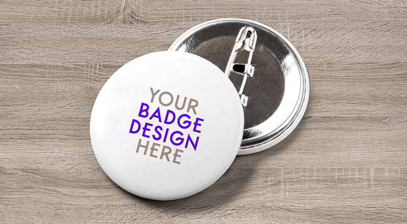 Realistic Pin Button Badge Mockup Psd