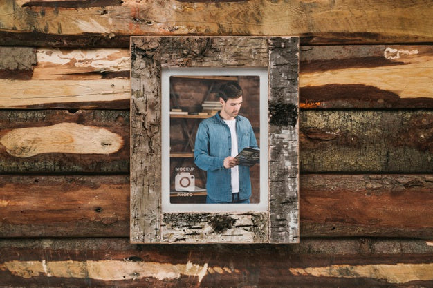 Rectangular Shaped Frame On Wooden Background Psd