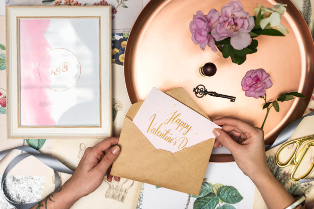 Romantic Valentines Day Card Psd