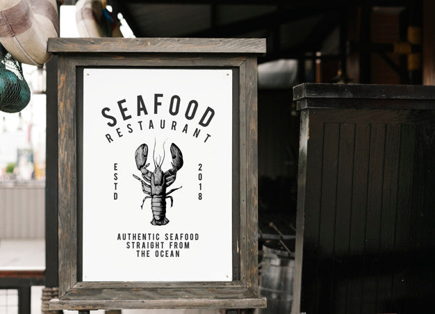 Rustic Style Sign Mockup At A Seafood Restaurant Psd