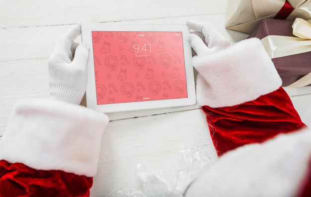 Santa Using Tablet Psd