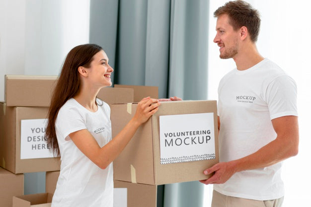 Side View Of Volunteers Handling Boxes Of Provisions Psd