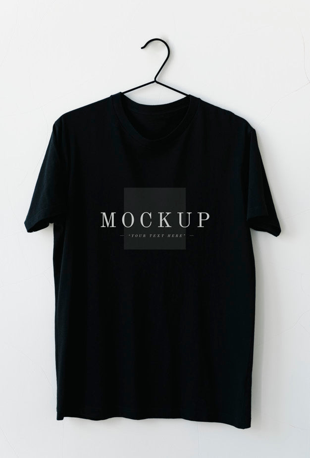 Simple Black Men'S Tee Mockup Psd