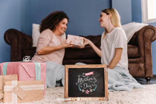 Slate Mockup For Mothers Day Psd
