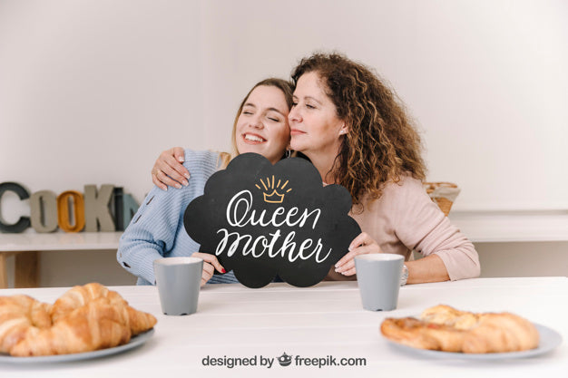 Slate Mockup For Mothers Day With Breakfast Psd
