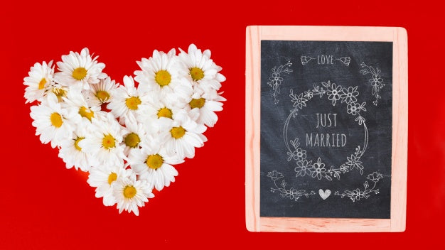 Slate Mockup For Valentine Psd