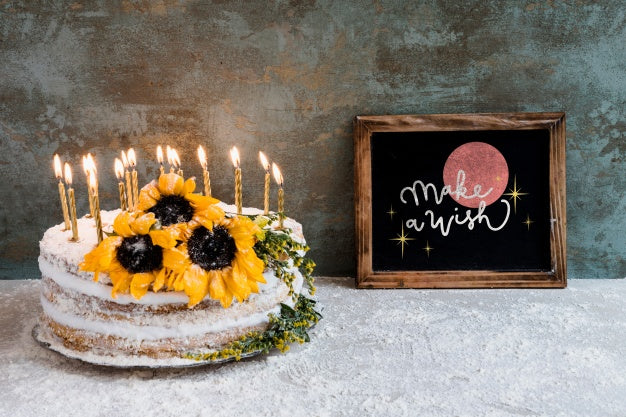 Slate Mockup With Birthday Cake Psd
