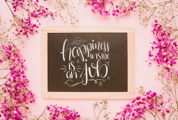 Slate Mockup With Floral Decoratio Psd