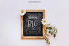 Slate Mockup With Flowers Psd