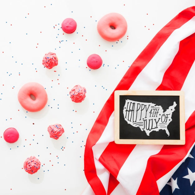 Slate Mockup With Pink Donuts Psd