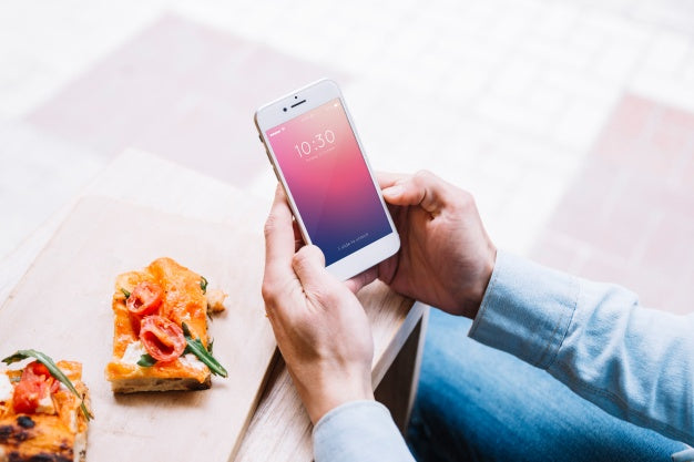 Smartphone Mockup And Panini Psd