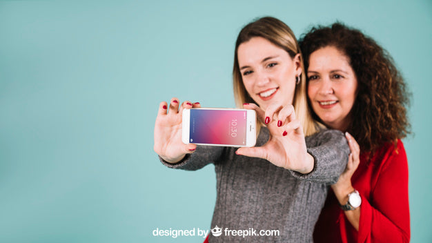 Smartphone Mockup For Mothers Day Psd