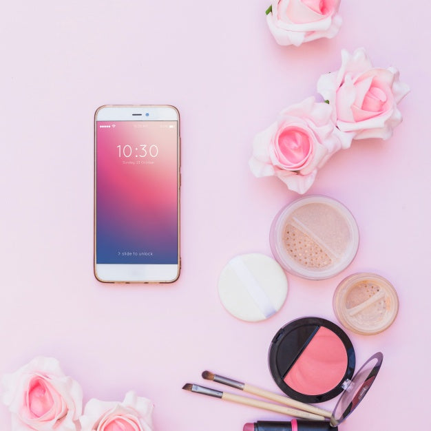 Smartphone Mockup With Beauty Concept Psd