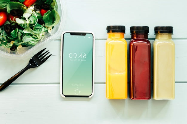 Smartphone Mockup With Healthy Food Psd