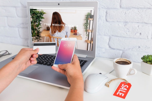 Smartphone Mockup With Laptop Psd