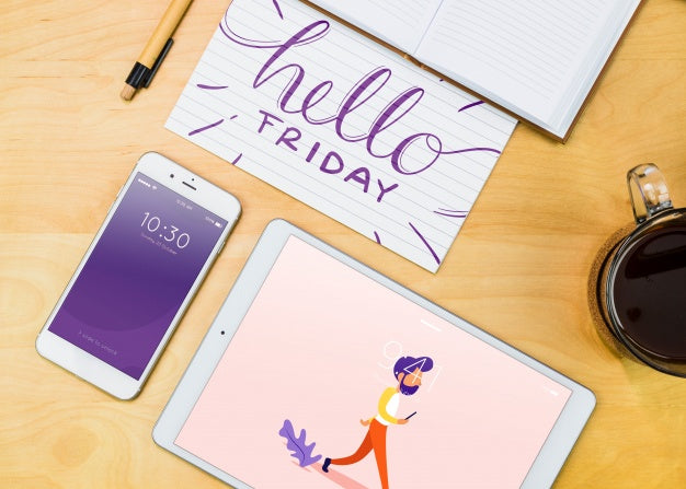 Smartphone Mockup With Office Materials On Table Psd