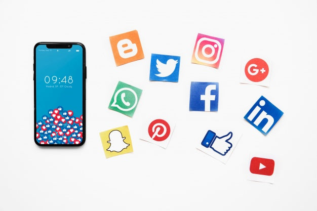 Smartphone Mockup With Social Media Concept Psd