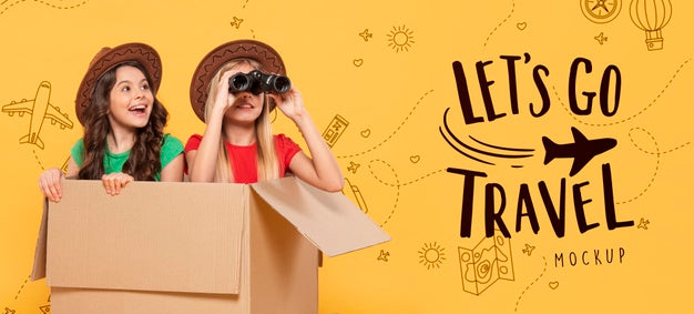 Smiley Girls Sitting In Cardboard Box Psd