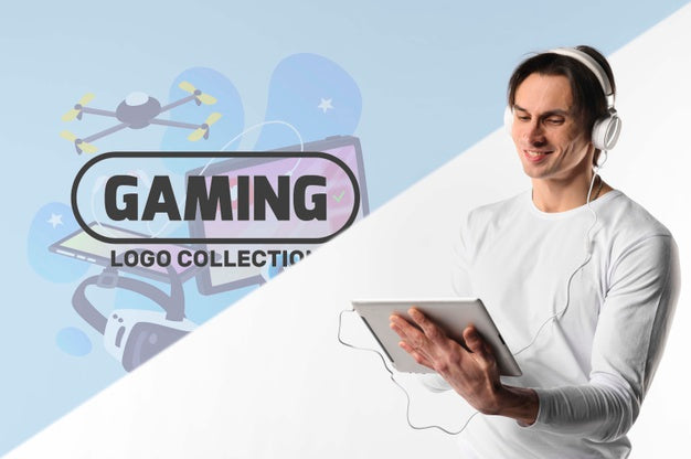 Smiley Man Wearing Headphones Psd