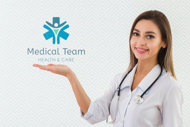 Smiley Nurse Having A Stethoscope Psd