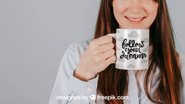 Smiling Woman With Mug Psd