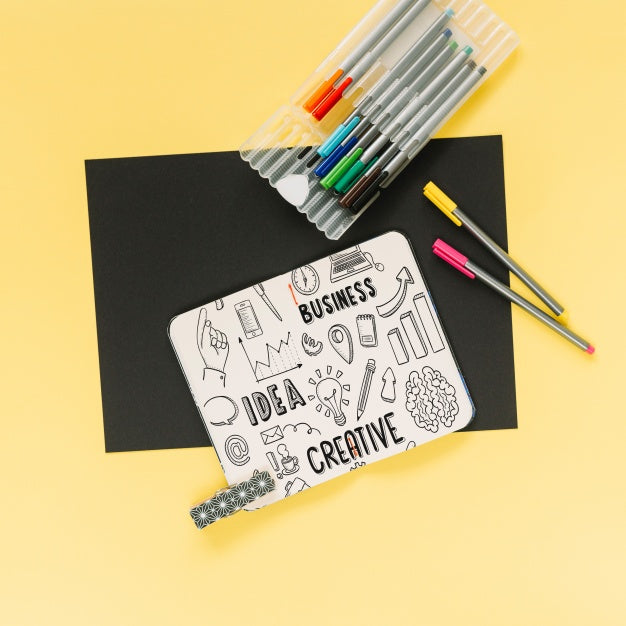 Social Media And Internet Mockup With Booklet Or Cover Psd