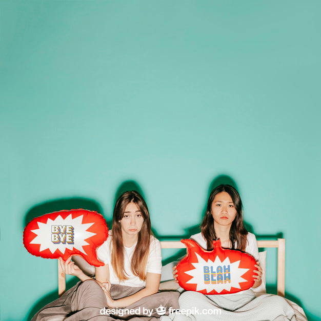 Speech Balloon Concept With Women In Bed Psd