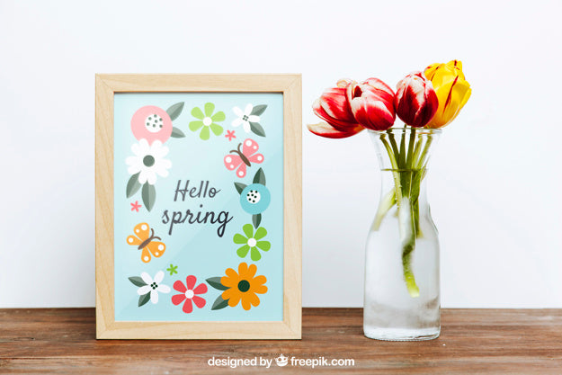 Spring Mockup With Frame And Vase Of Flowers Psd