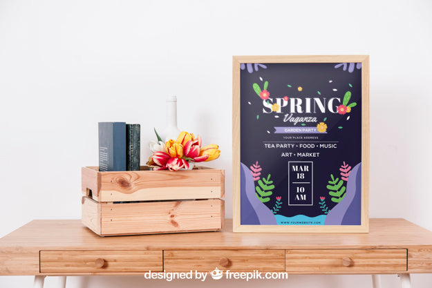 Spring Mockup With Frame On Desk Psd