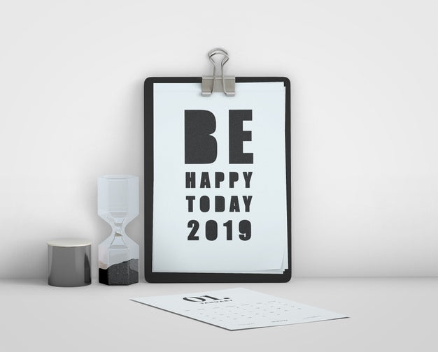 Standing Clipboard Poster Mock-Up Psd