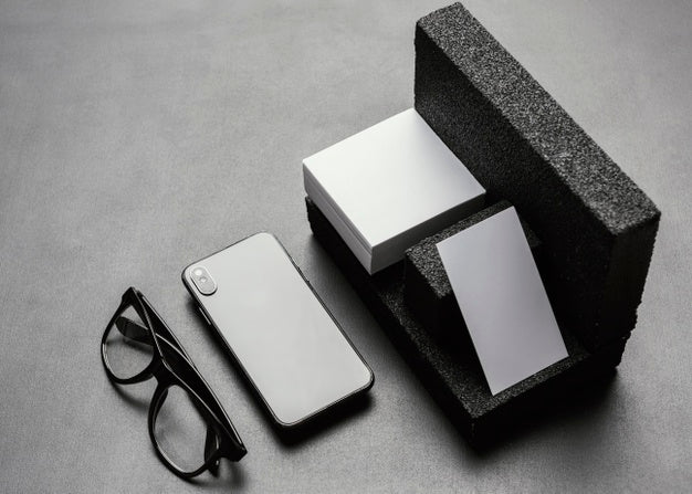 Stationery Mock-Up With Dark Stones Psd