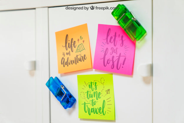 Sticky Note Mockup On Cupboard Psd