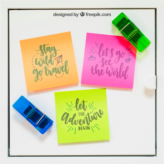 Sticky Note Mockup With Brackets Psd