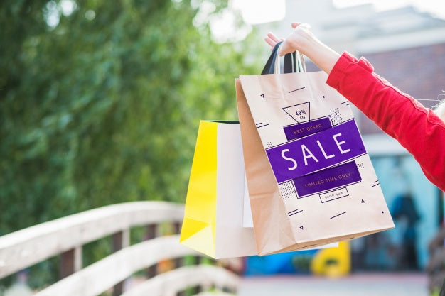 Stylish Woman With Shopping Bags Mockup Psd