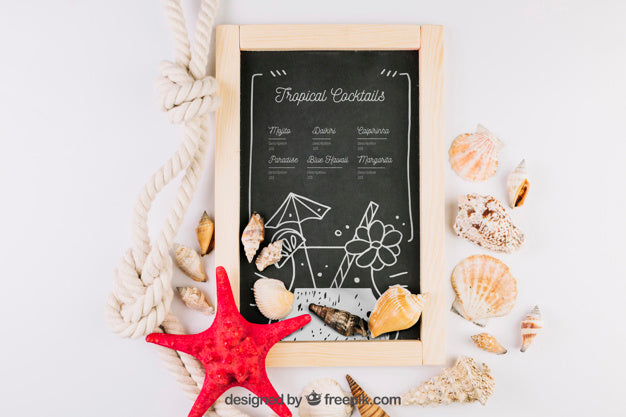 Summer Composition With Slate And Shells Psd