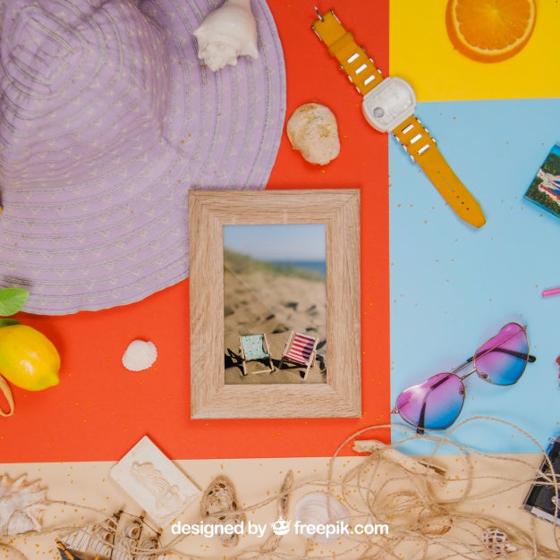 Summer Concept With Frame And Summer Objects Psd