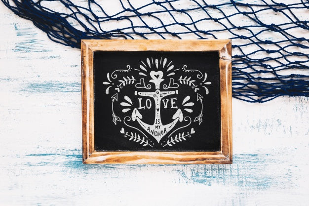 Summer Mockup With Slate And Fishing Net Psd