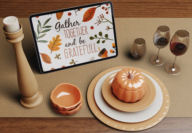 Table Arrangements For Thanksgiving Day Celebration Psd