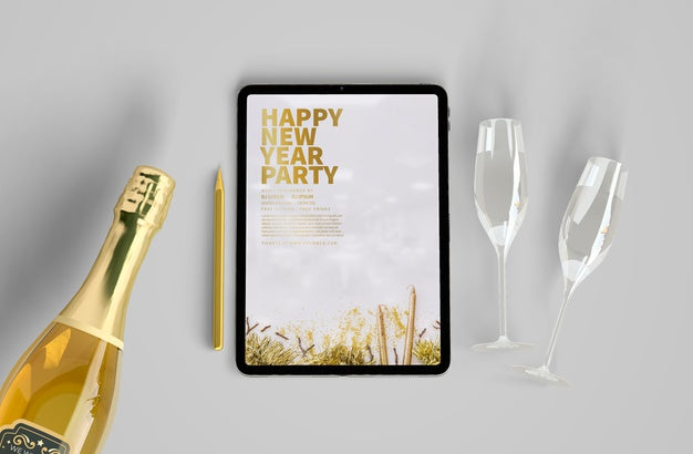 Tablet Mock-Up With New Year Concept Psd