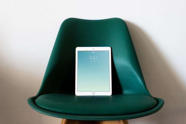 Tablet Mockup Business Office Home Psd