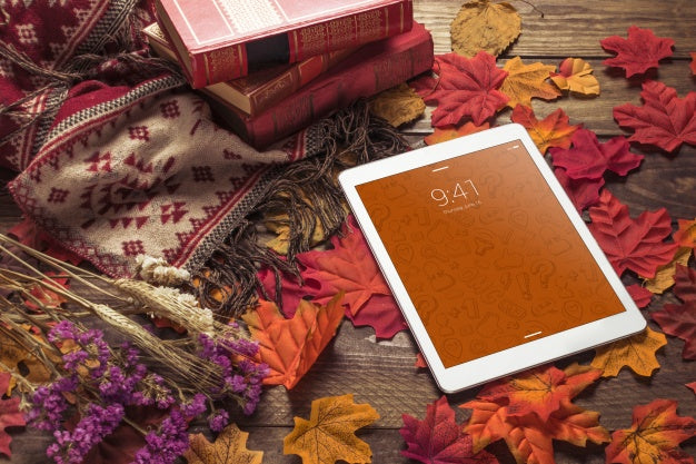 Tablet Mockup With Autumn Concept Psd