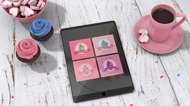 Tablet Mockup With Cupcakes Psd