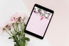 Tablet Mockup With Flowers Psd