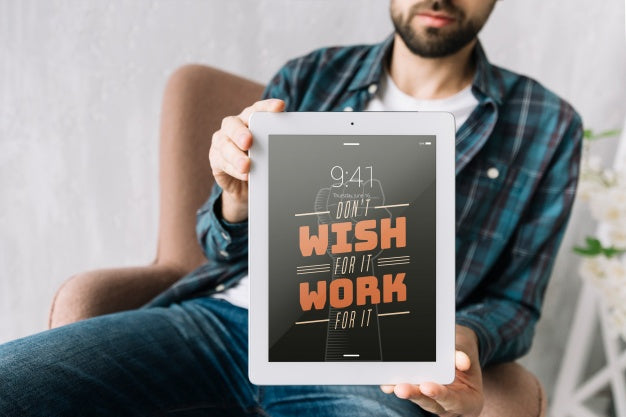 Tablet Mockup With Quote Psd