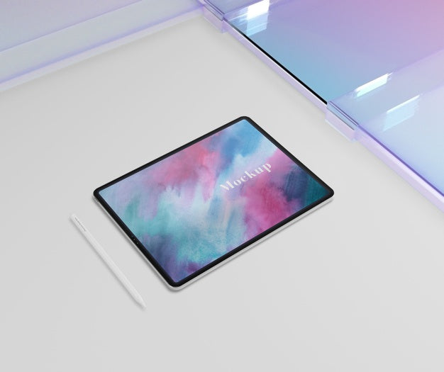 Tablet Pad With Pen And Transparent Glass Psd