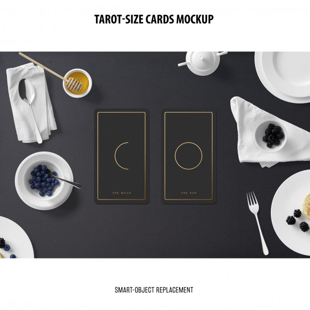 Tarot Card With Foil Stamping Mockup Psd