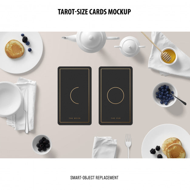 Tarot Card With Foil Stamping Mockup Psd